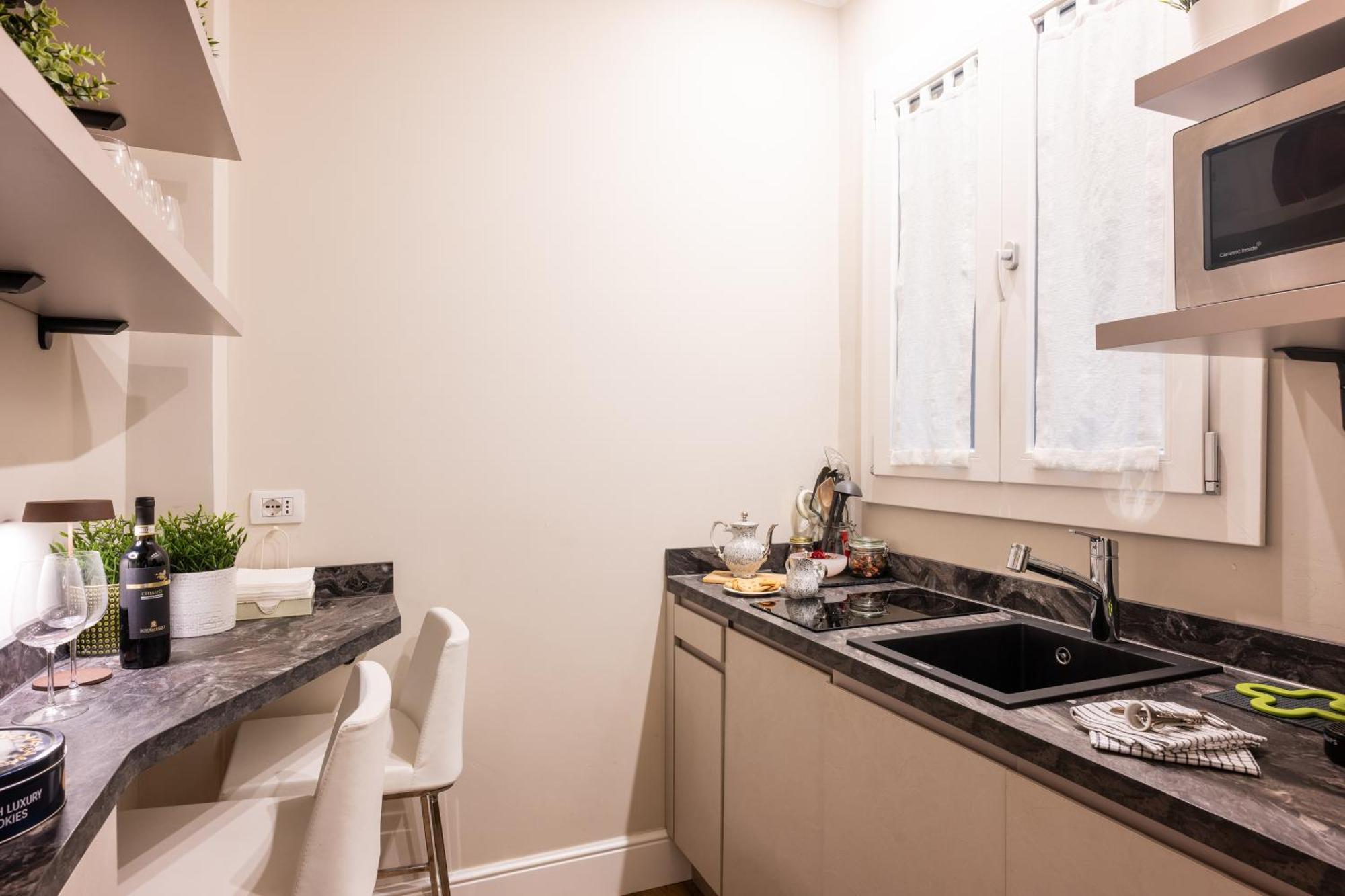 Smooth Mansion In Ponte Vecchio Apartment Флоренция Екстериор снимка