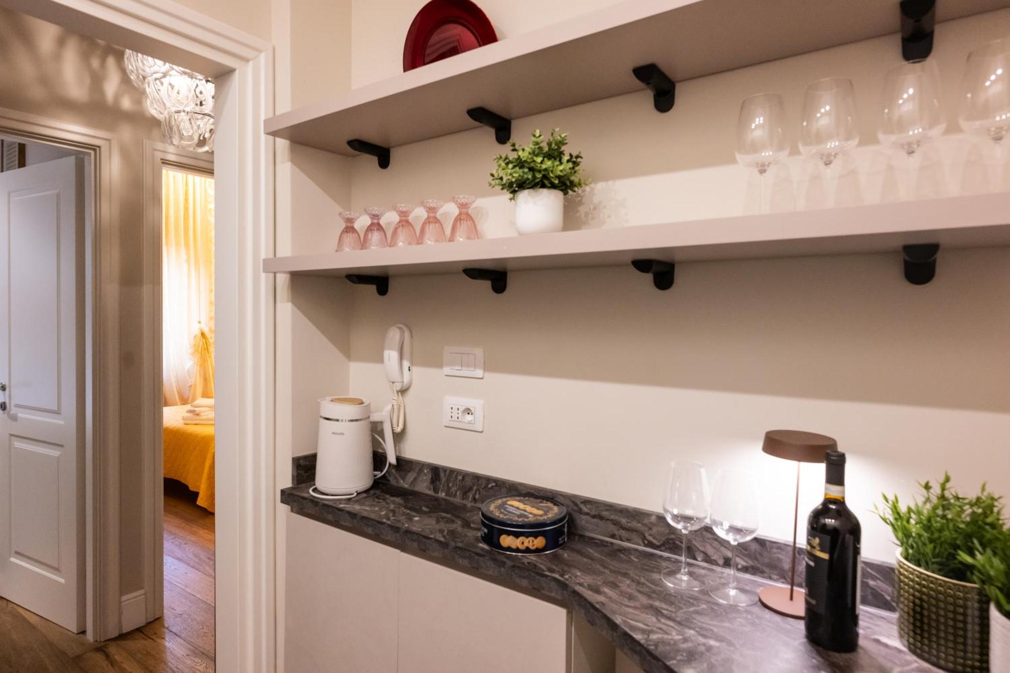 Smooth Mansion In Ponte Vecchio Apartment Флоренция Екстериор снимка